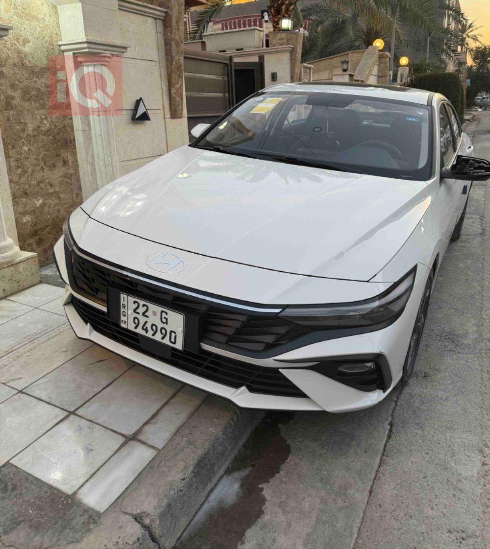 هیوندای ئەلەنترا